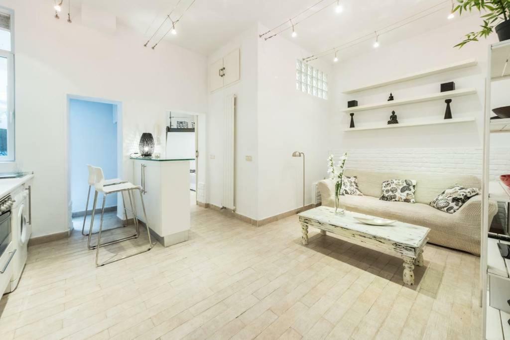 Stylish Loft At Chueca'S Heart Apartment Madrid Exterior foto